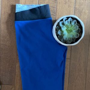 🤩 LULU ASTRO PANTS SZ 6! 🤩